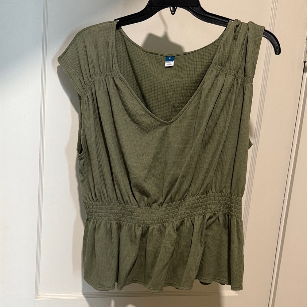 Old Navy Sage Green Sleeveless Blouse